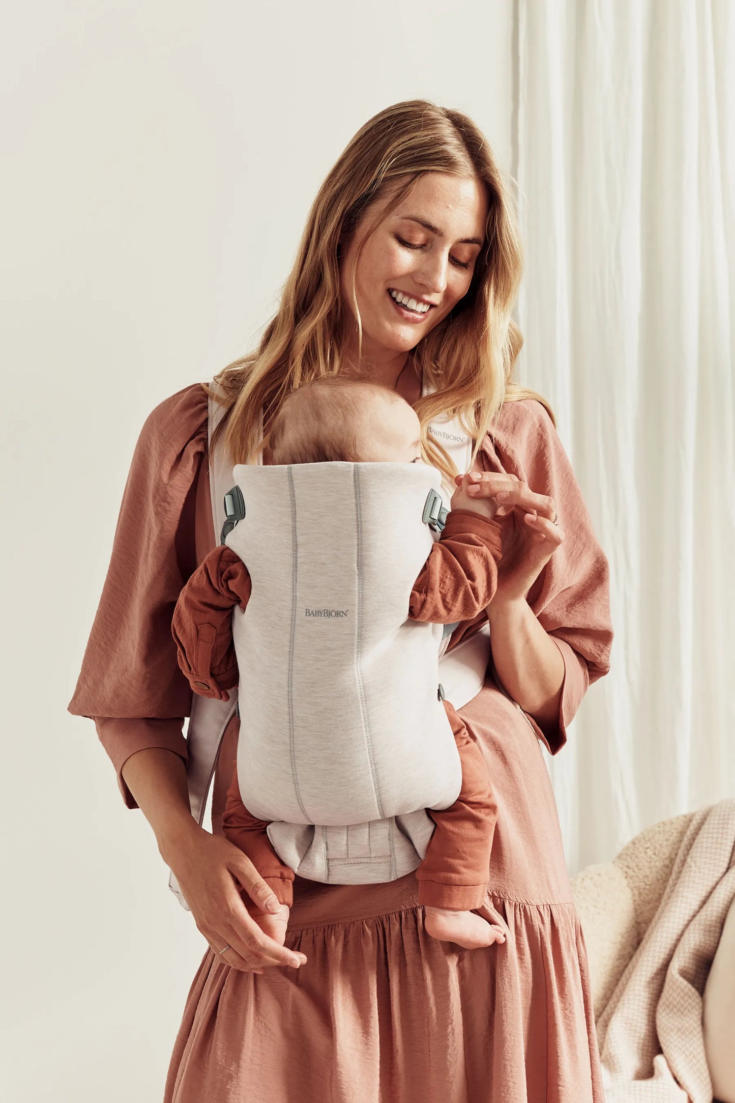 BabyBjörn Baby Carrier Mini - Beige