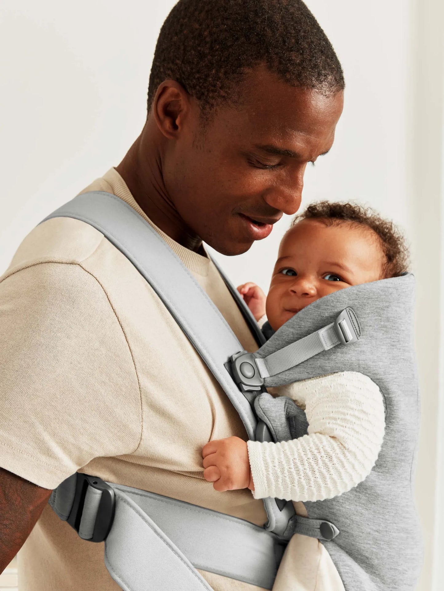 BabyBjörn Baby Carrier Mini - Light Grey